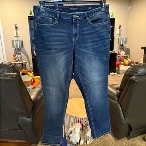 Vigoss Blue faded straight leg Denim Jeans. Size 14